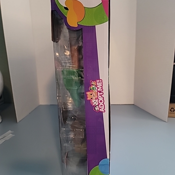 Adopt Me Coffee Shop and Playground Large Playset - Top Online Game - Exclusive - Picture 6 of 6